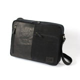 K0022AB | Messenger made of Canvas/Vera Leather, full-grain, ruffled - Color Black. Nickel Antiqued accessories, Zip top closure. Dimensions: 35 x 26 x 10 cm. Packaging: Tnt bag-0