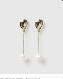 Izoa Cherish Earrings Gold Freshwater Pearl
